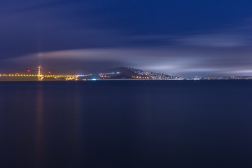 golden gate bridge in the night