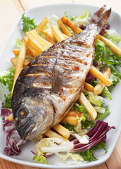 Grilled fish with french fries