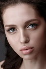 beautiful model lady with natural make-up, studio fashion shot o