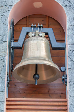 cloche &agrave; m&eacute;canisme &eacute;lectrique