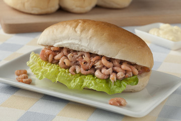  Dutch white roll with brown shrimp