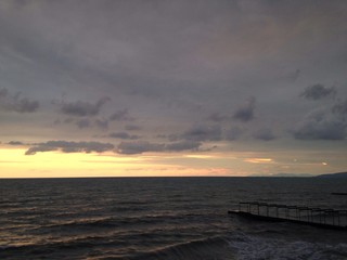 Шторм на закате.