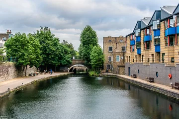 Photo sur Plexiglas Canal Regent's Canal, north of Paddington Basin. London, England.