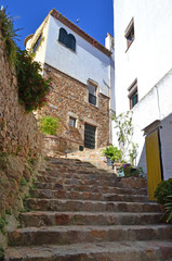 Fototapeta na wymiar courtyard narrow European street