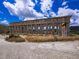 Dorischer Tempel der Elymer von Segesta, Calatafimi, Provinz Trapani, Sizilien, Italien