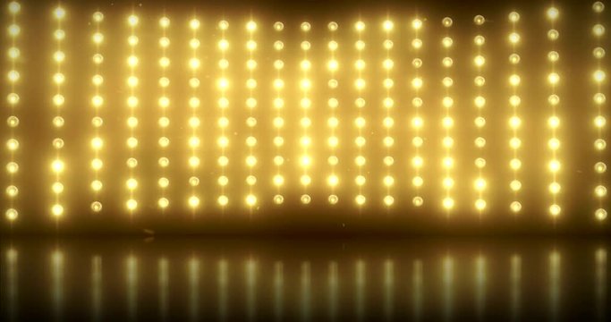Funkelnde Lichterwand mit gelb leuchtenden LED-Spots.