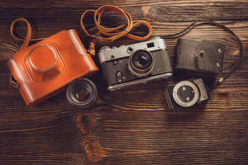 Exposure meter and retro camera