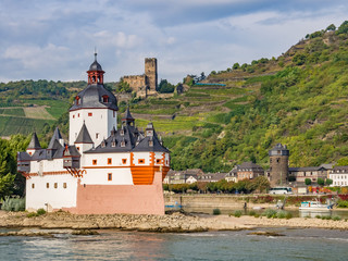 Fototapeta na wymiar Pfalzgrafenstein Castle in the Rhine Gorge, Germany