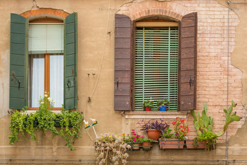 Fototapeta na wymiar Fenster in Venedig, Italien