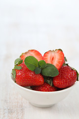 Ripe strawberries in a bowl