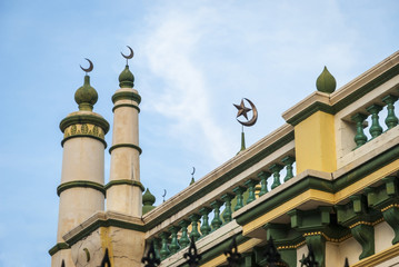 Fototapeta na wymiar Detail of Sultans Mosque, Singapore