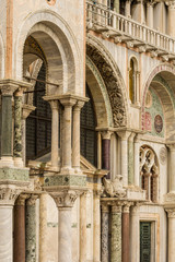 Obraz premium Detail des Dogenpalast in Venedig, Italien