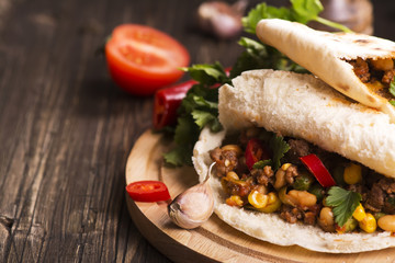 Chili Con Carne in Pitas