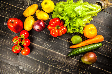 Composition with assorted raw organic vegetables
