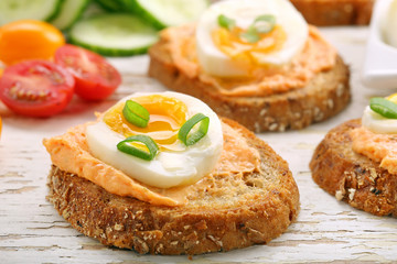 Sandwiches with salmon paste and egg