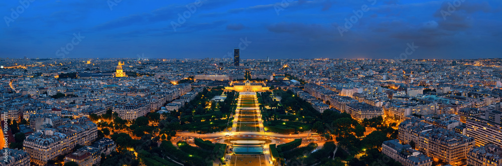 Wall mural paris rooftop