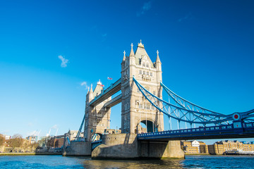 Fototapeta na wymiar The tower bridge of London across the River Thames