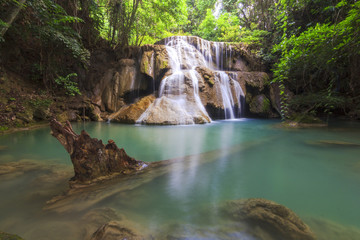 Fototapeta na wymiar Thailand waterfall in Kanjanaburi (Huay Mae Kamin)