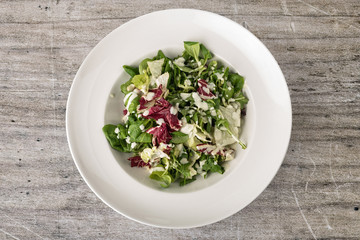 Fresh salad wtih red cabbage and yogurt