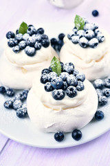 Meringue cake with fresh blueberry