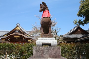 Kitsune fox statue in Japan