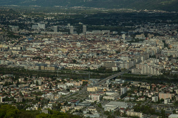 Fototapeta na wymiar Grenoble depuis la Tour sans Venin