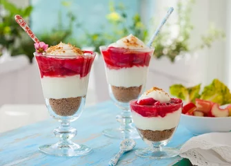 Fotobehang rhubarb and strawberry dessert © Svetlana Kolpakova