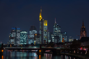 Fototapeta na wymiar Frankfurt am Main Banken City Skyline 2