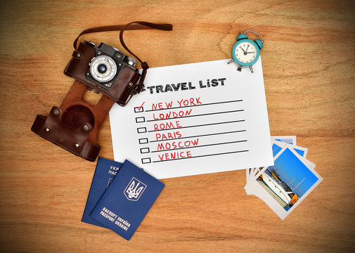 paper with drawing travel list