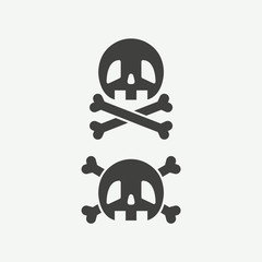 Simple skull and crossbones icon