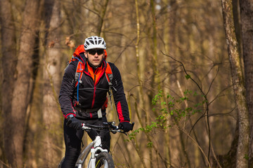 Mountain Bike cyclist riding single track