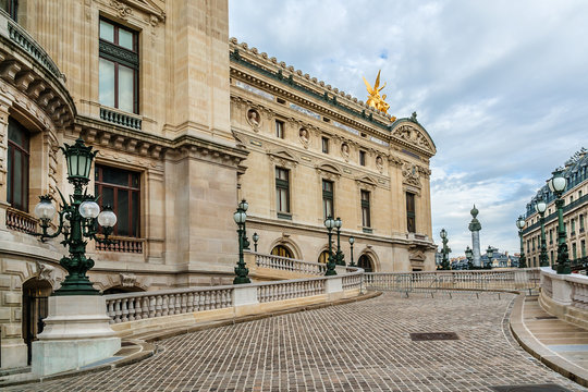 Opera National de Paris (Garnier Palace). Architectural details.