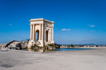 Fototapeta na wymiar Montpellier, le château d'eau.
