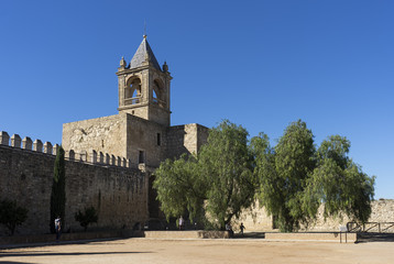 Fototapeta na wymiar Hermosa alcazaba de la época musulmana en la ciudad de Antequera, Málaga