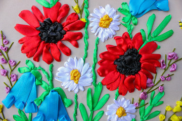 pattern embroidered ribbons, red and white wildflowers