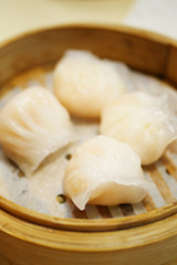 shrimp dumpling dimsum in bamboo container
