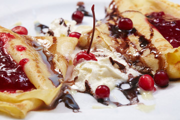 pancakes with jam