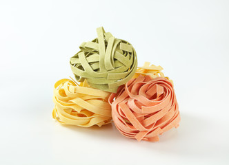 dried ribbon pasta