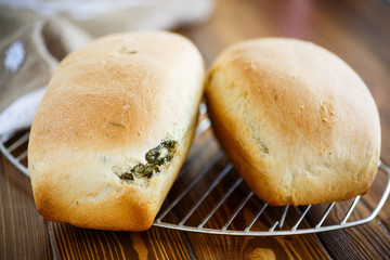 bread stuffed with cheese and dill 