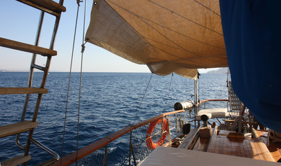 Fototapeta premium sailing on the Red Sea