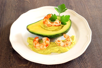 Gamberoni in salsa guacamole
