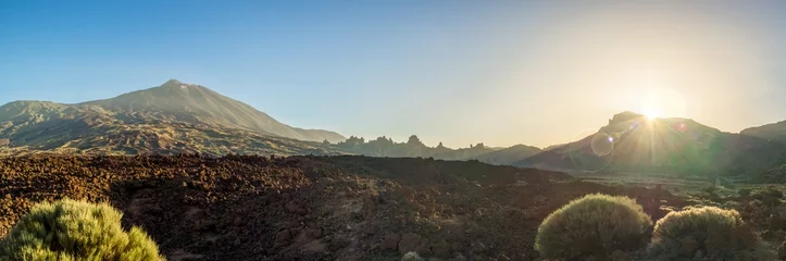 Schilderijen op glas Panorama of "Las Cañadas" with Volcano "Teide" at Tenerife, Canary Islands, at sunrise © Neissl
