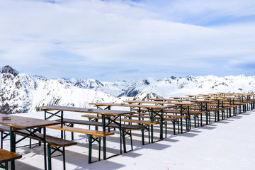 Bierb&auml;nke in Ischgl