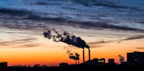 Трубы на фоне заката. 7