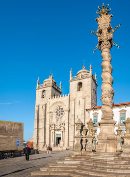 La cath&eacute;drale de Porto et sa place avec pilori