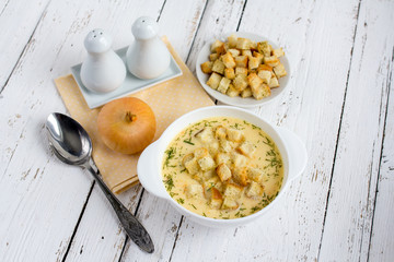 Onion soup with cheese