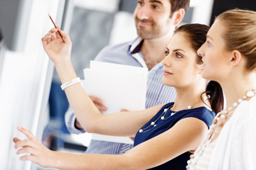 Fototapeta premium Business people in modern office
