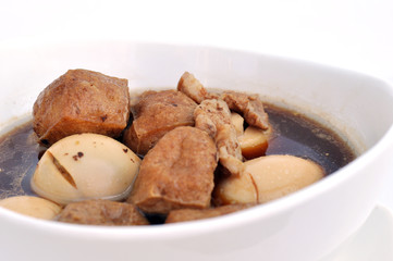 thai food khai phalo egg stewed with meat and tofu in soy sauce 4