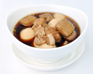 thai food khai phalo egg stewed with meat and tofu in soy sauce 11