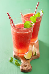 watermelon lime smoothie in glasses